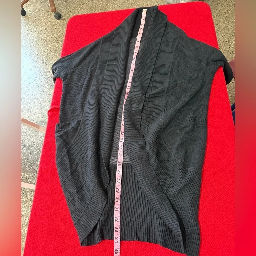 lululemon sweater/wrap size S/M